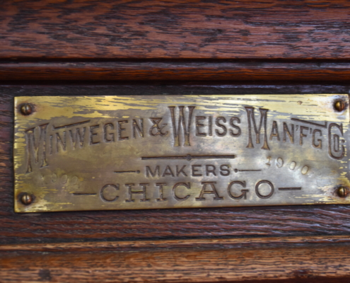 Minwegan & Weiss Antique Bar Chicago