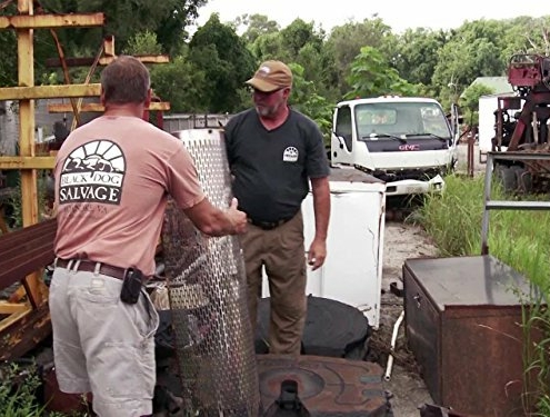 the Salvage Dawg crew at Hillcrest Bed and Breakfast