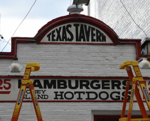 Texas Tavern sign